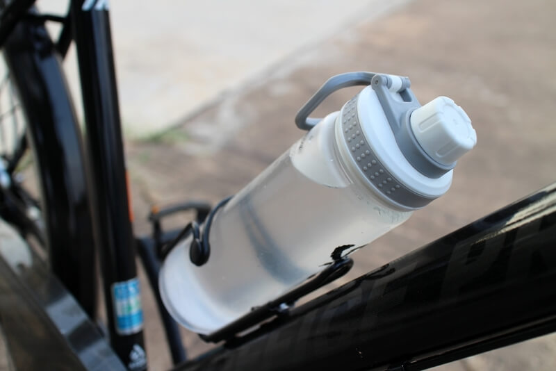 cycling water bottle for hydration