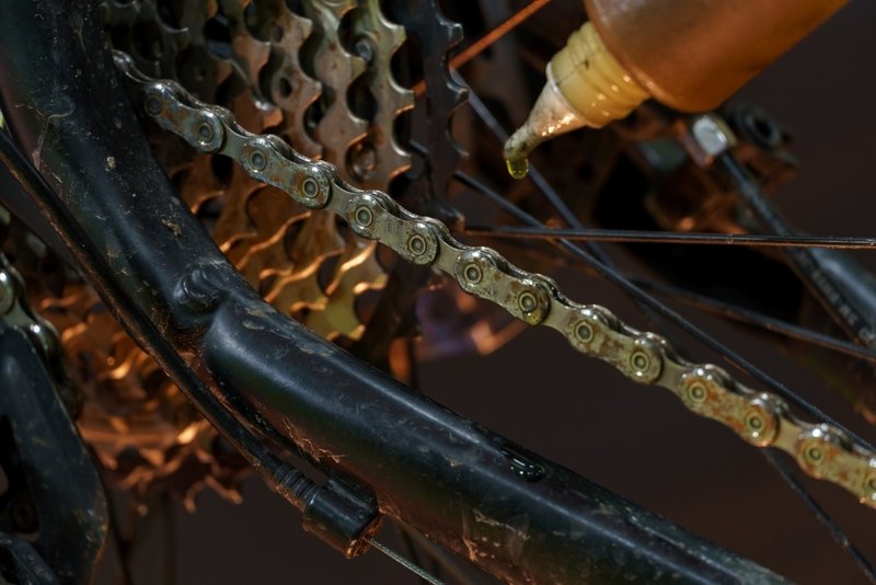 regular road bike chain maintenance